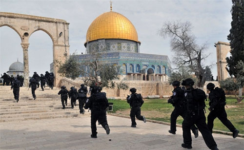 soldados israelíes irrumpen en la explanada de Al Aqsa Unesco adopta una resolución que desliga al judaísmo de la mezquita Al Aqsa